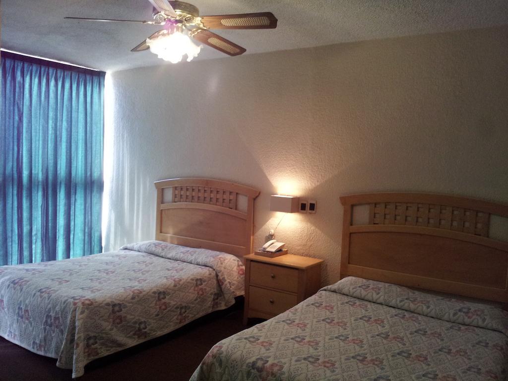 Hotel El Monte Salamanca Room photo