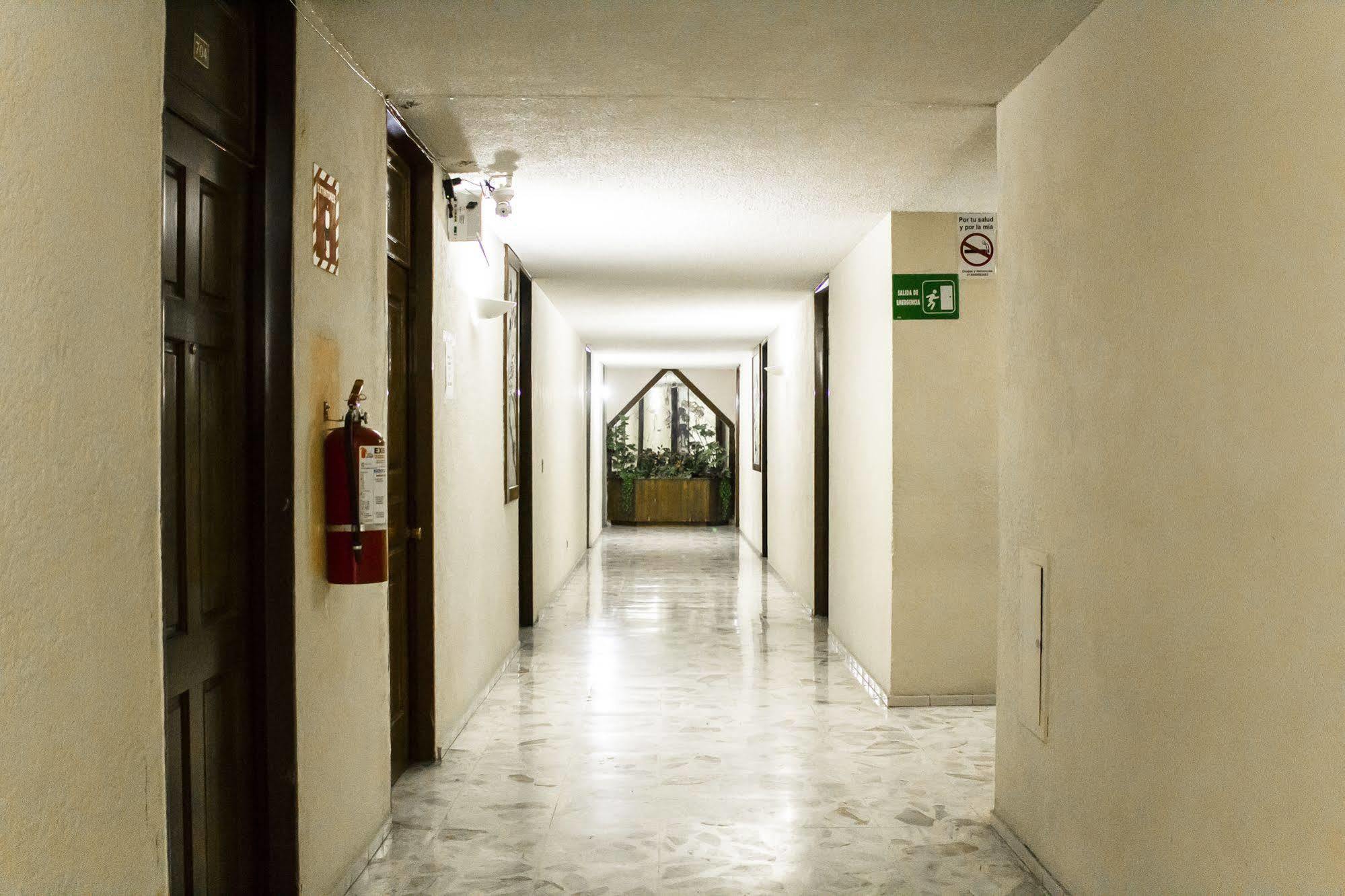 Hotel El Monte Salamanca Exterior photo